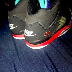Toddler Retro 5s 11c